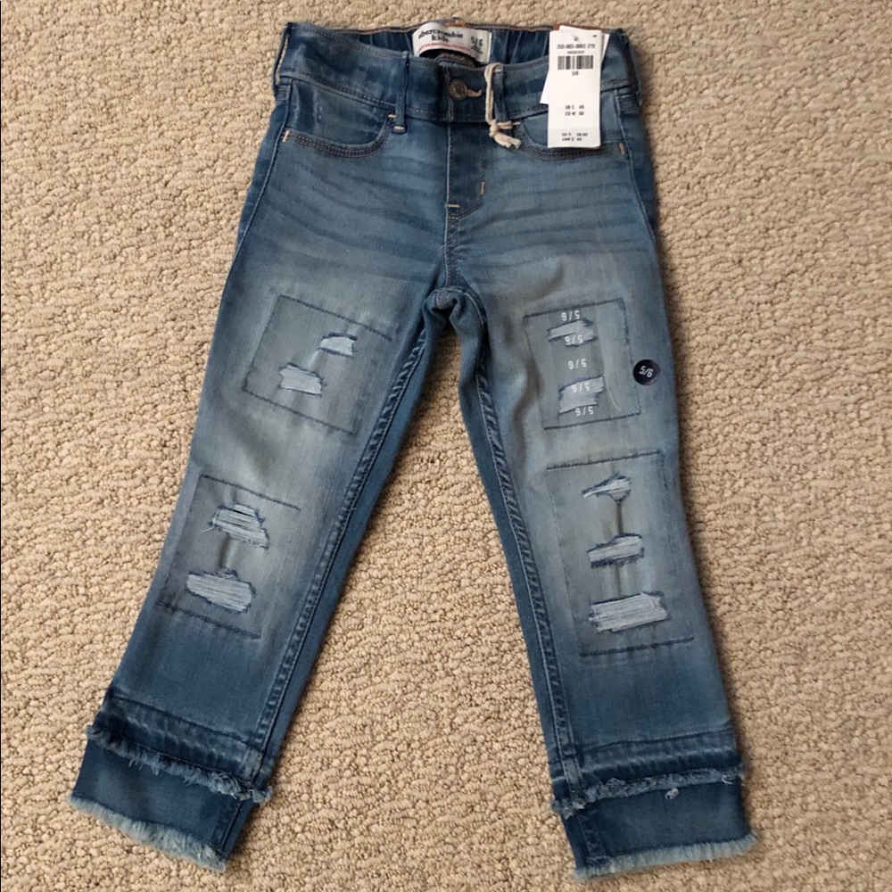 Girls 5/6 jeans NWT